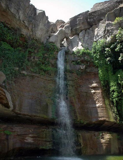 استخر طبیعی آبشار ماربره
