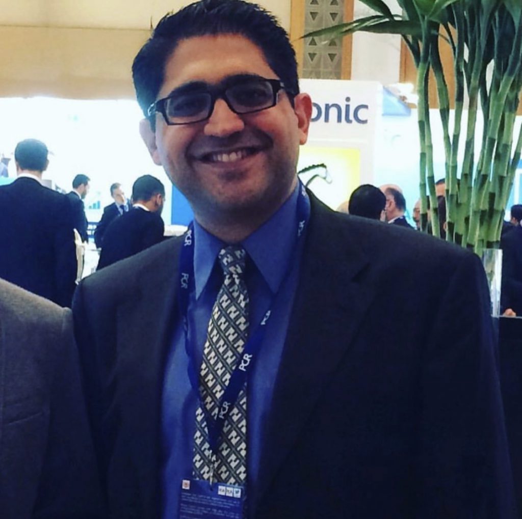 دکتر آرش هاشمی