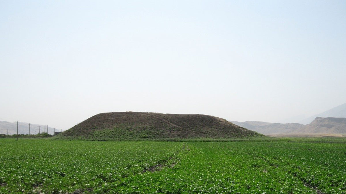 تپه تیغن دره شهر- دید از غرب