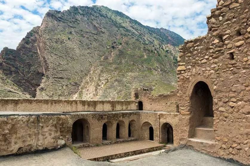 قلعه پور اشرف استان ایلام شهرستان دره شهر